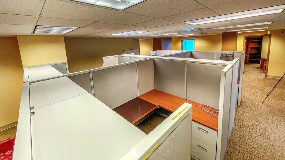 More Photos Of 12751 S Cleveland Ave, Fort Myers Medical For Lease