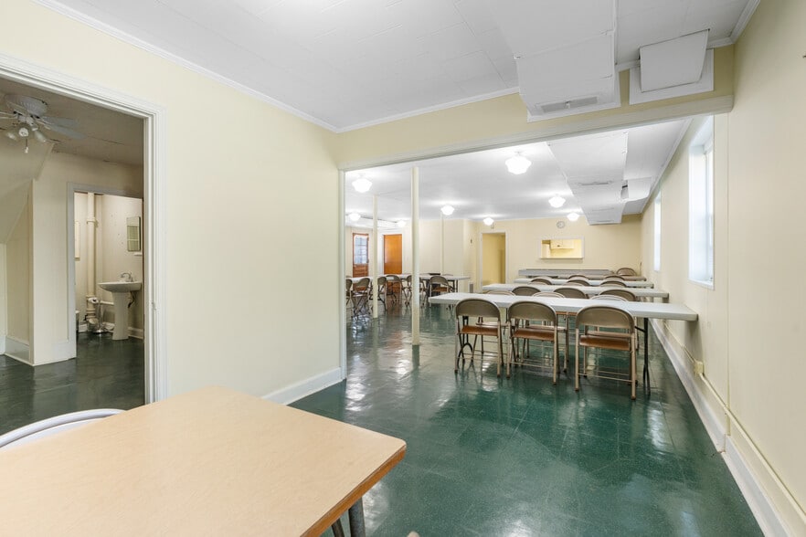 More Photos Of 1920 Park Ave, Rockingham Religious Facility For Sale