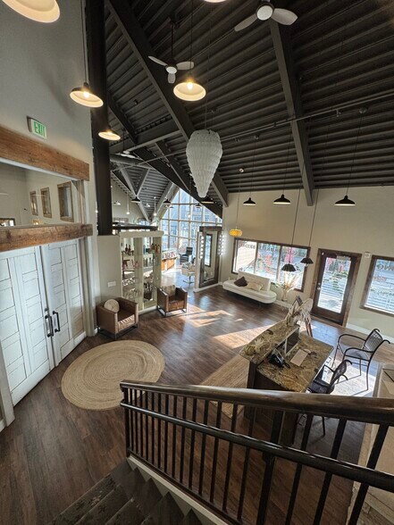 More Photos Of 160 W 2nd S, Rexburg General Retail For Lease