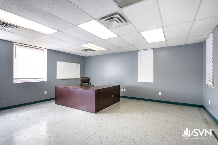 More Photos Of 375 Tierney Way, Winchester Distribution For Sale