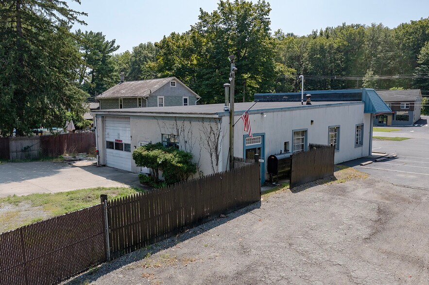 More Photos Of 102 NJ-94 Hwy, Blairstown General Retail For Sale