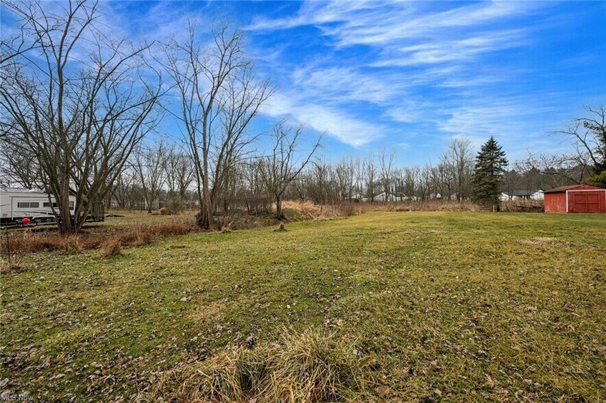 More Photos Of 4707 Eastland NE ave, Louisville Land For Sale