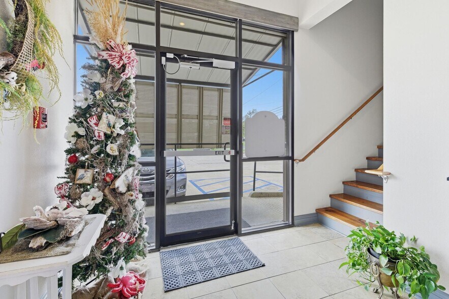 More Photos Of 233 Arthur Ave, Lake Arthur Hotel For Sale