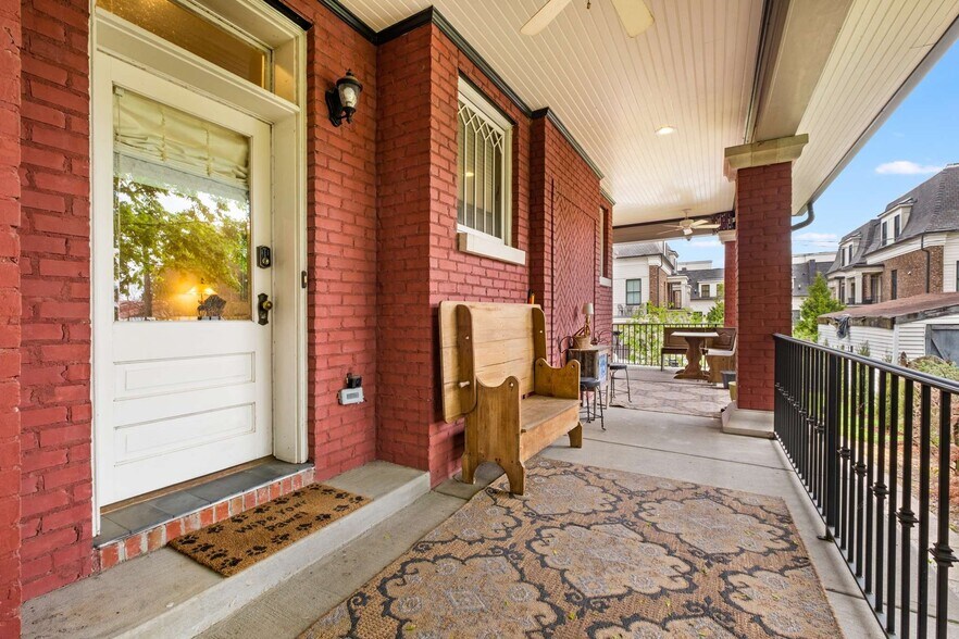 More Photos Of 1308 6th Ave N, Nashville Office Residential For Sale