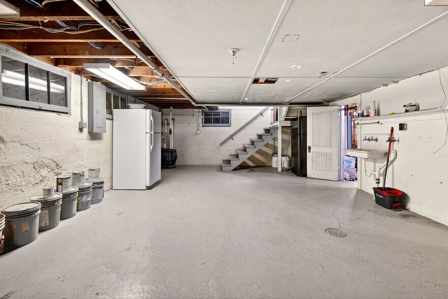 More Photos Of 104 W Ruby Ave, Gunnison Medical For Sale