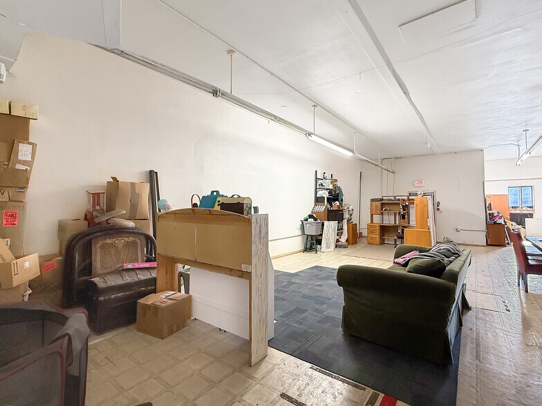 More Photos Of 342 Main St, Delta General Retail For Sale