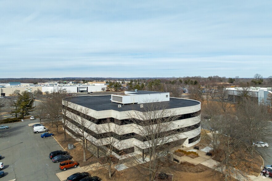 More Photos Of 101 Grovers Mill Rd, Lawrenceville Office For Sale