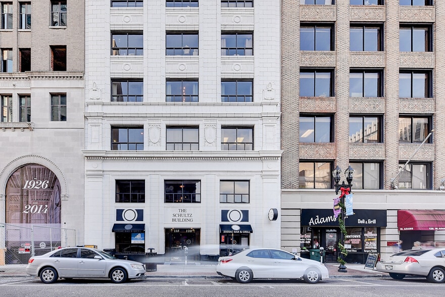 More Photos Of 118-120 W Adams St, Jacksonville Loft Creative Space For Lease