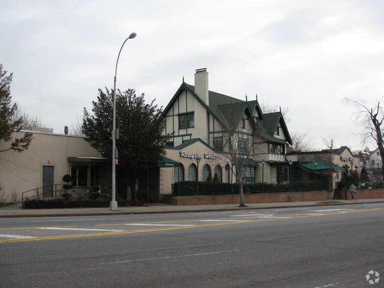More Photos Of 16717 Northern Blvd, Flushing Lodge Meeting Hall For Lease