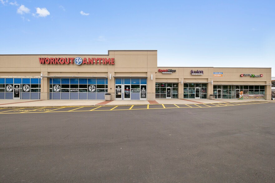 More Photos Of 6525-6615 Calhoun Memorial Hwy, Easley General Retail For Lease