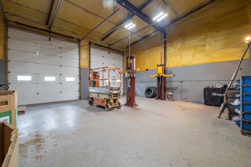 More Photos Of 89 Newton Rd, Plaistow Industrial For Sale