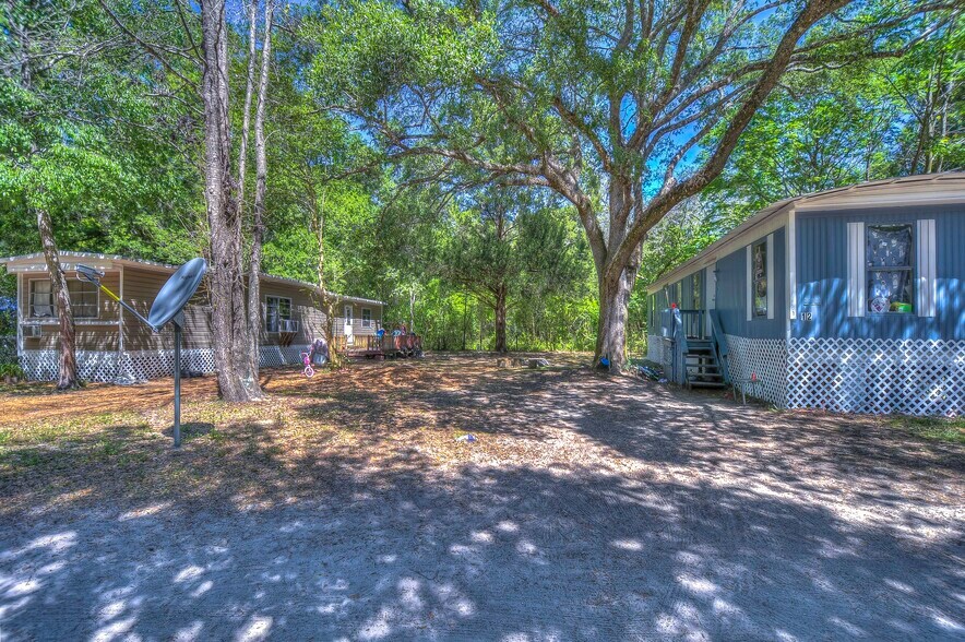 More Photos Of 20303 Old Somerset Acres Ln, Spring Hill Manufactured Housing Mobile Home Park For Sale