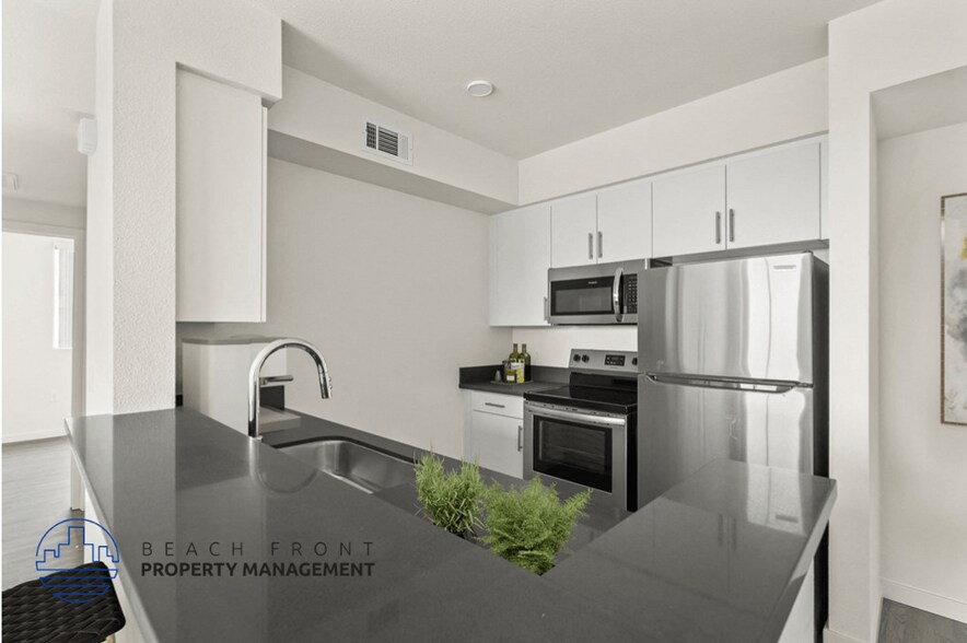 More Photos Of 3518 Chesapeake Ave, Los Angeles Apartments For Sale