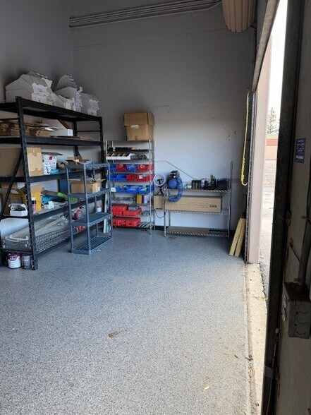 More Photos Of 1830 Vernon Street, Roseville Warehouse For Sale