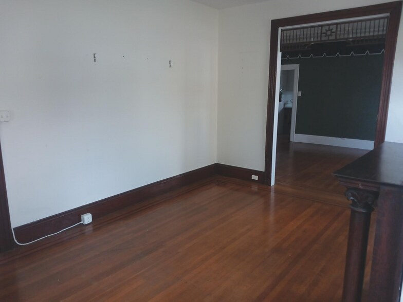 More Photos Of 5870 Easton Rd, Plumsteadville Unknown For Lease