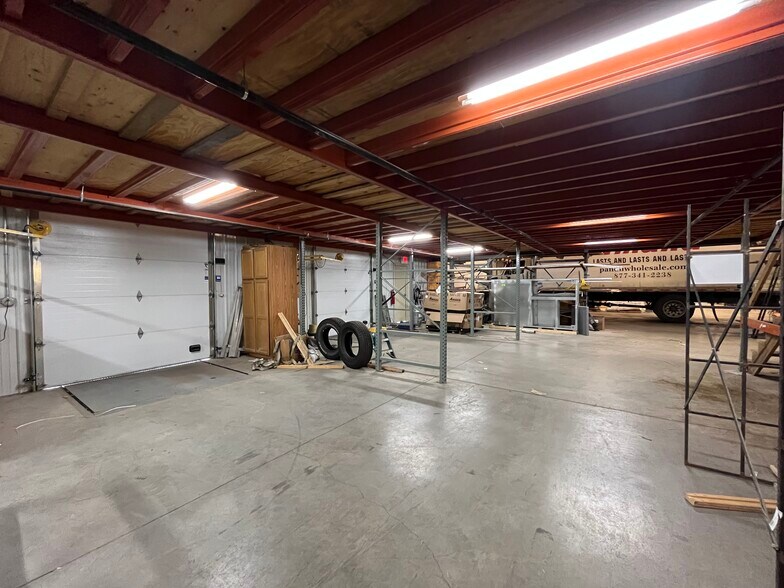 More Photos Of 2340 Taggart Rd, Rapid City Warehouse For Sale