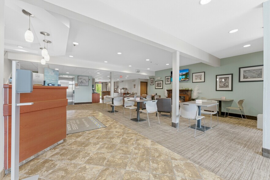 More Photos Of 15 Lawless Rd, Morgantown Hotel For Sale