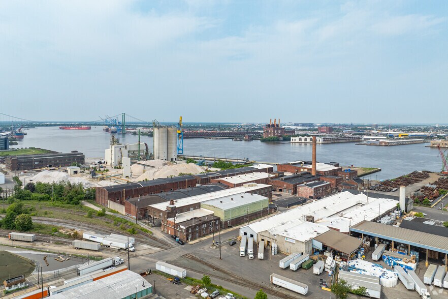 More Photos Of 300 Jefferson St, Camden Warehouse For Sale