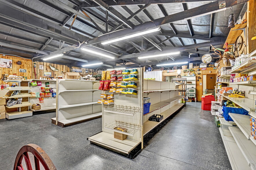 More Photos Of 4033 Geer Hwy, Cleveland General Retail For Sale