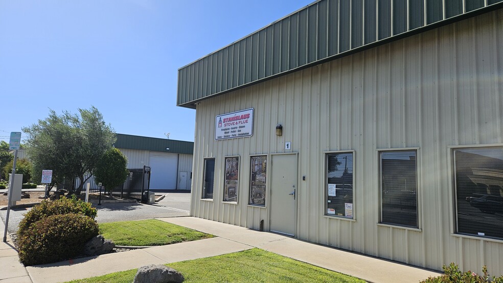 More Photos Of 1641 Princeton Ave, Modesto Warehouse For Lease