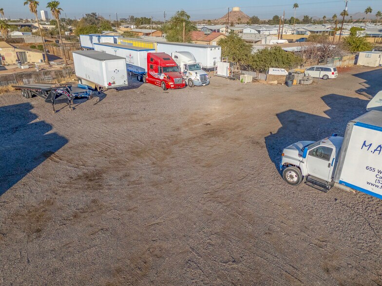 More Photos Of 655 W Cottonwood Ln, Casa Grande Showroom For Sale