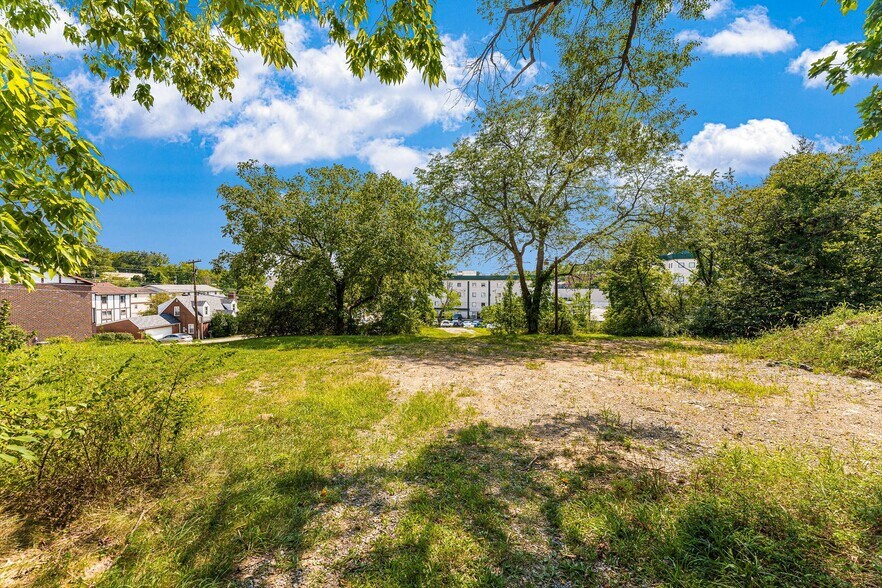 More Photos Of TBD Pineview Dr, Morgantown Land For Sale