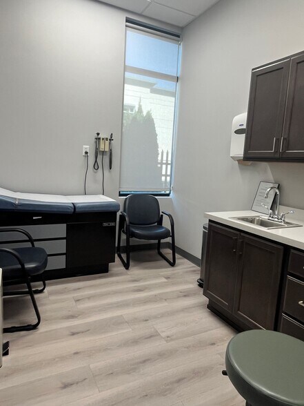 More Photos Of 5458 Reno Corporate Dr, Reno Office For Lease