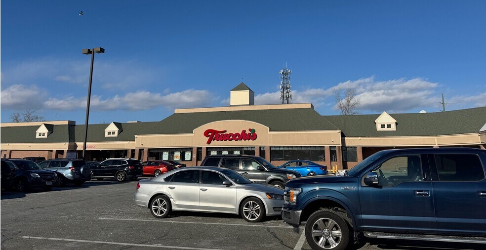 More Photos Of 53 Tremont St, Taunton Storefront For Lease