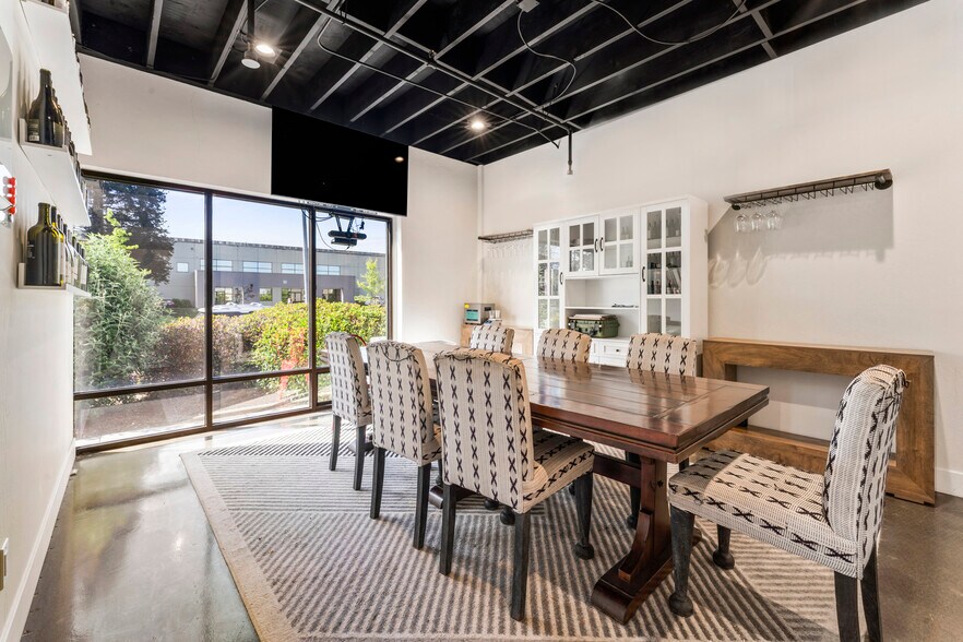 More Photos Of 962 Kaiser Rd, Napa Warehouse For Sale