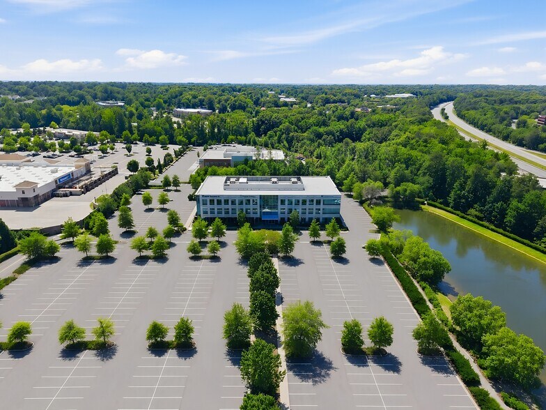 More Photos Of 6900 Forest Ave, Richmond Medical For Lease