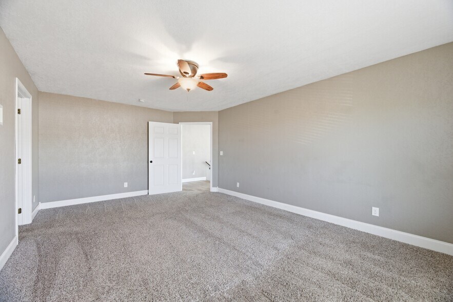 More Photos Of 3251 Main St, Pikeville Specialty For Sale