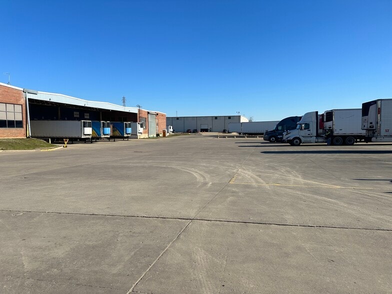 More Photos Of 4601 Newlon Rd, Fort Smith Distribution For Lease