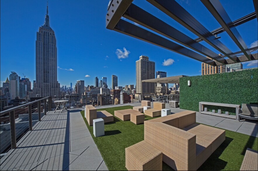 More Photos Of 25 W 39th St, New York Loft Creative Space For Lease