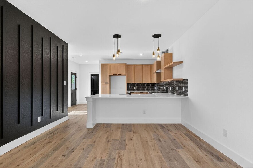 More Photos Of 125 Dashiell St, San Antonio Multifamily For Sale