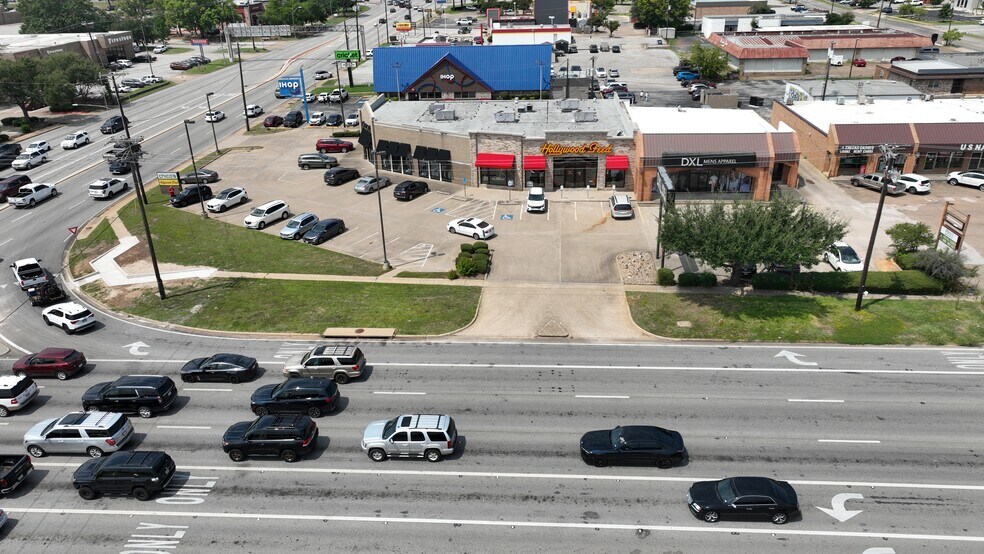 Primary Photo Of 4249 S Broadway Ave, Tyler General Retail For Sale