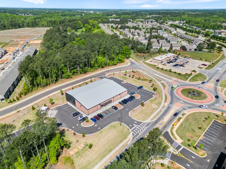 Primary Photo Of 585 Willow ln, McDonough Sports And Entertainment For Sale