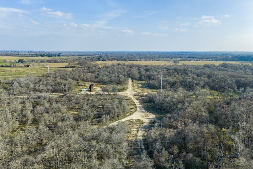 More Photos Of 1144 Treetop ln, Luling Land For Sale