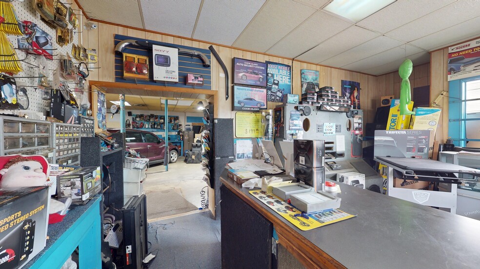 More Photos Of 101 Nash Rd, New Bedford Storefront For Sale