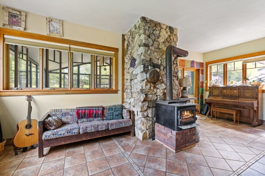 More Photos Of 218 Streeter Woods Rd, Dorchester Lodge Meeting Hall For Sale