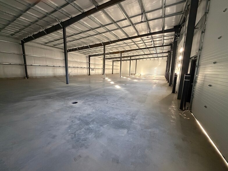 More Photos Of 2490 Rainbow Dr, Warsaw Self Storage For Sale