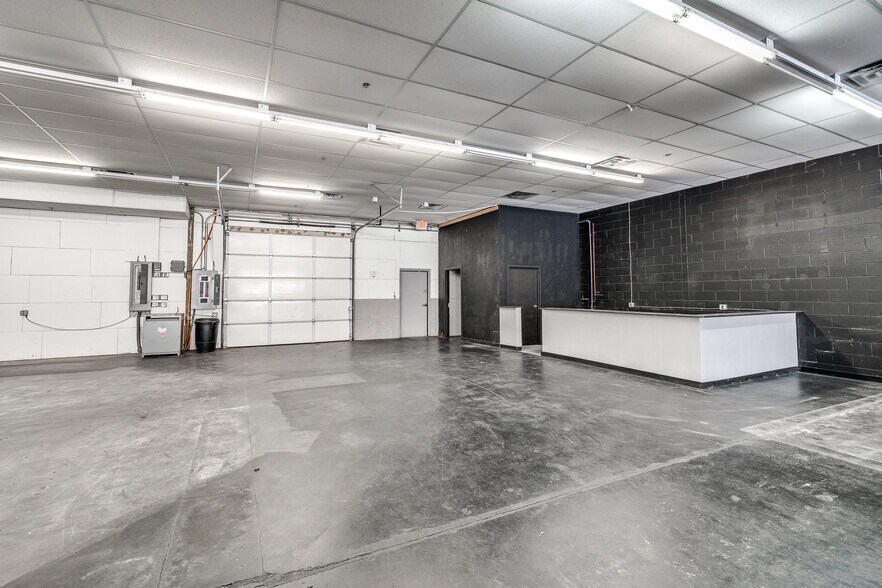 More Photos Of 2103 W Britton Rd, Oklahoma City Freestanding For Lease