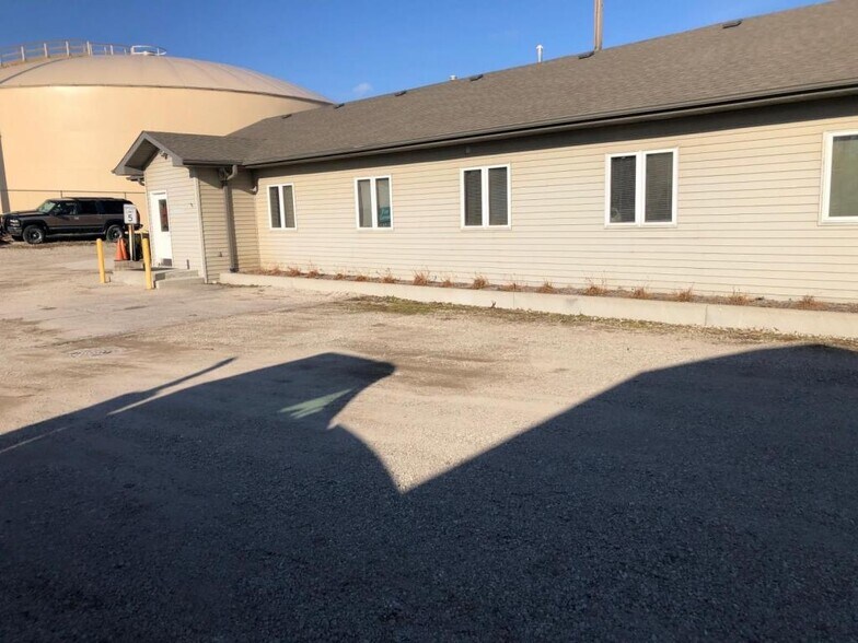 More Photos Of 1105 E Algonquin Rd, Arlington Heights Office For Lease