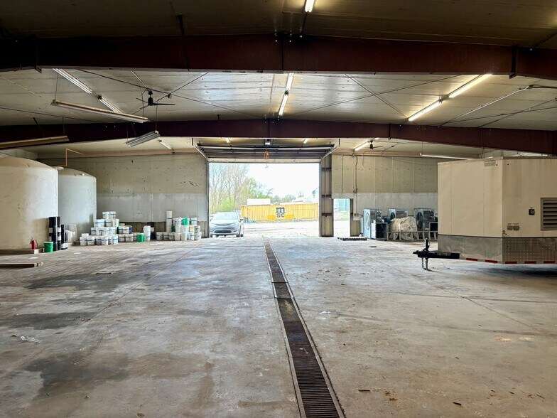 More Photos Of 986 State St, Cassopolis Warehouse For Sale