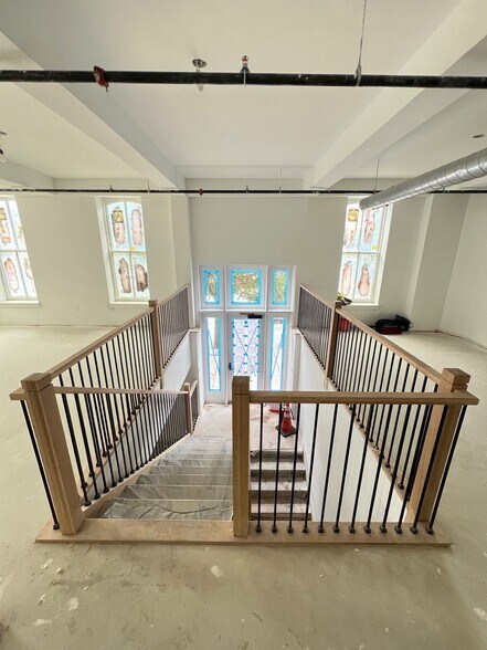 More Photos Of 141 Christopher Columbus Dr, Jersey City Apartments For Lease