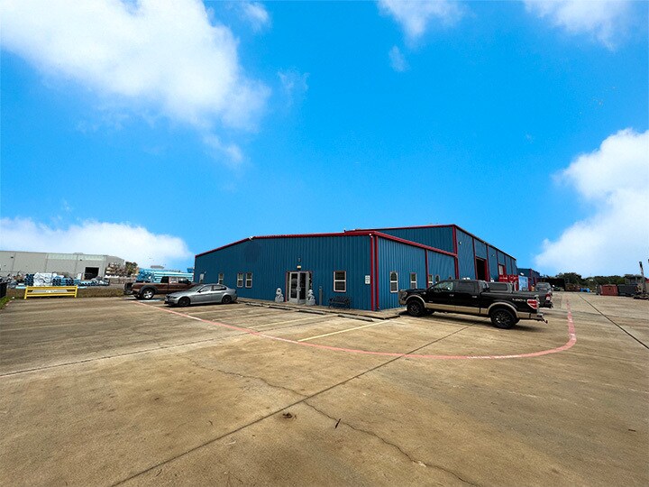 Primary Photo Of 2465 FM 359 Rd S, Brookshire Warehouse For Lease