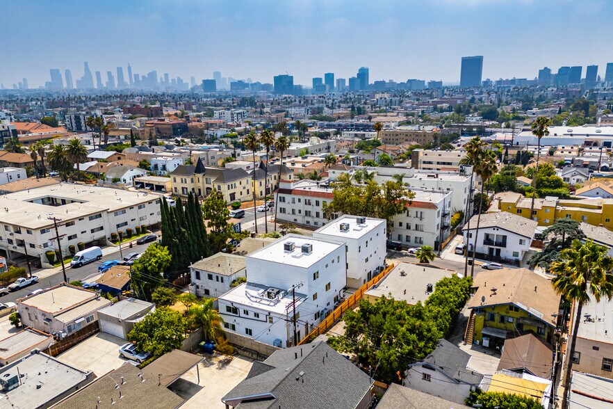 More Photos Of 4511 Rosewood Ave, Los Angeles Apartments For Sale