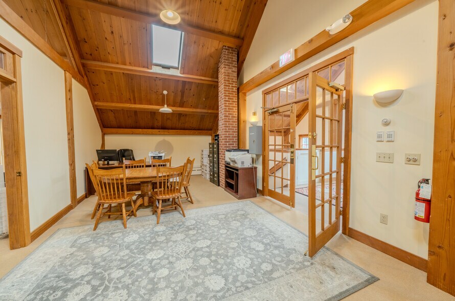 More Photos Of 73 Elm St, Camden Office For Sale