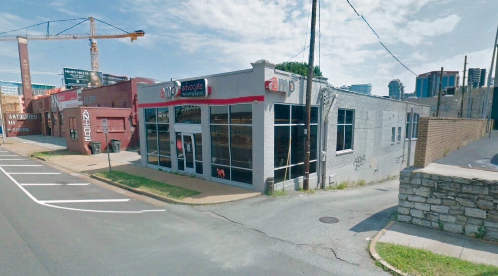 More Photos Of 110 George L Davis Blvd, Nashville General Retail For Sale
