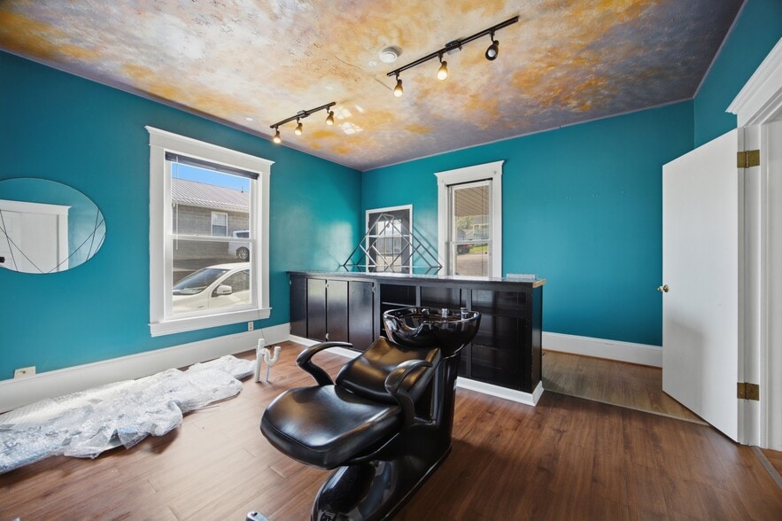 More Photos Of 229 E Main St, Bridgeport Loft Creative Space For Sale