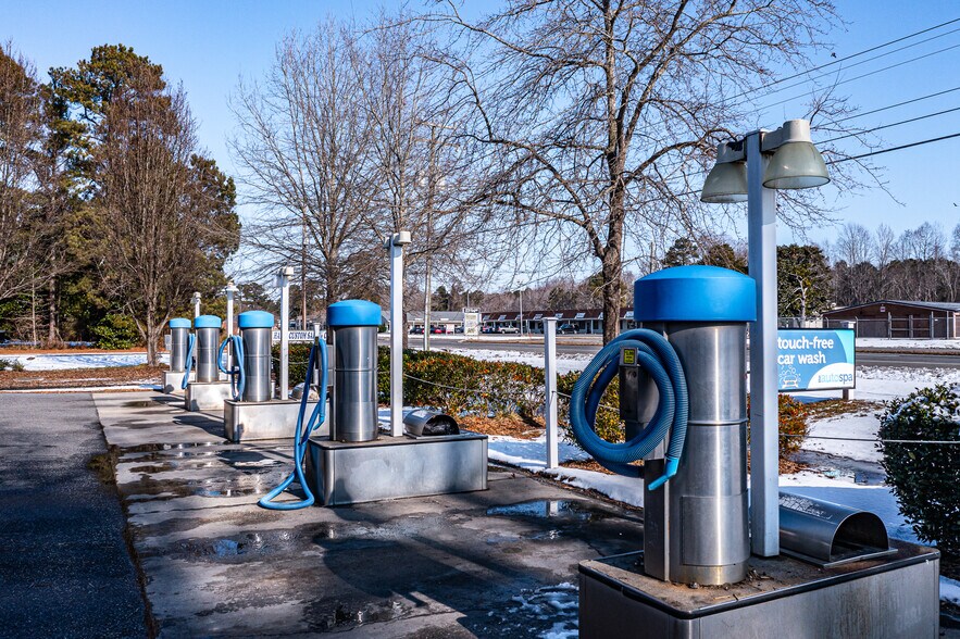 More Photos Of 4088 George Washington Memorial Hwy, Gloucester Carwash For Sale